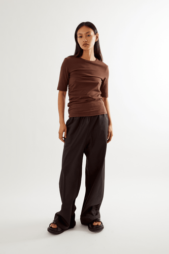 Commonplace Ruched Short Sleeve Tee - Choc Hyde Boutique