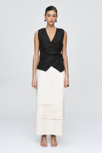 Load image into Gallery viewer, Marle Max Vest - Black

