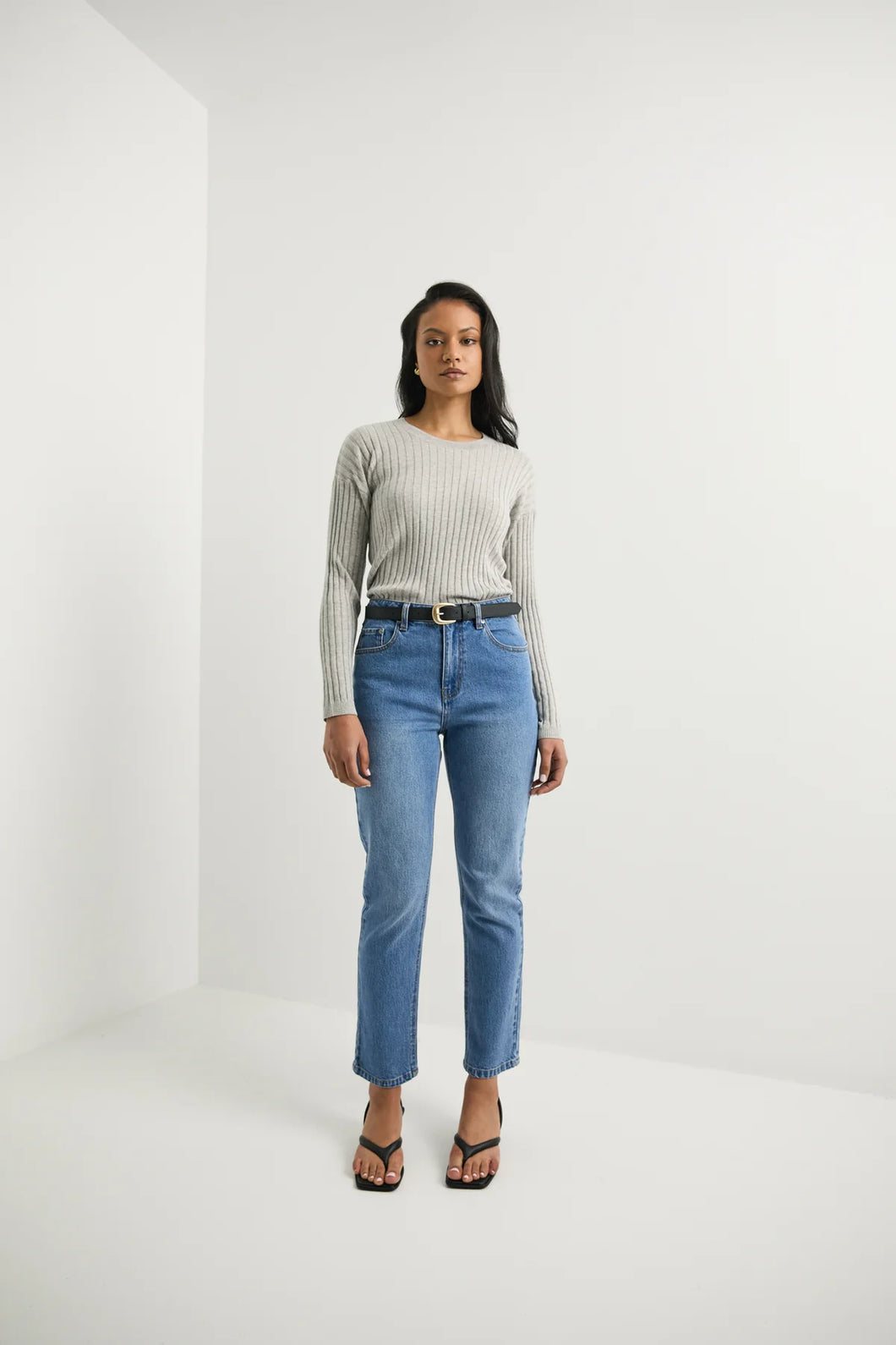 Marlow The Easy Straight Jean - Vintage Mid Wash Arriving Friday Hyde Boutique