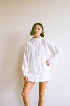 Load image into Gallery viewer, Commonplace Crush Windbreaker - Broderie
