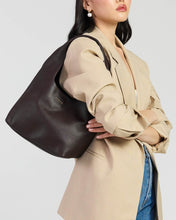 Load image into Gallery viewer, SABEN Kiki Shoulder Bag - Cacao
