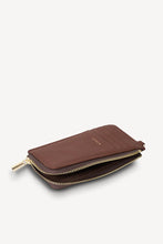 Load image into Gallery viewer, SABEN Winona Card Holder - Umber
