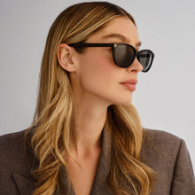 Load image into Gallery viewer, Gucci GG1818SK Sunglasses - Black Sunglasses Gucci
