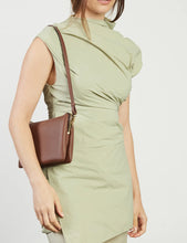 Load image into Gallery viewer, SABEN Tillys Big Sis Crossbody - Umber
