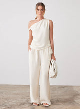 Load image into Gallery viewer, Esmaee View Blouse - Cream Crinkle Hyde Boutique
