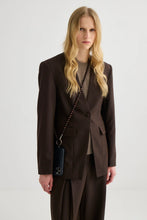 Load image into Gallery viewer, Laing Invert Pleat Trouser - Truffle
