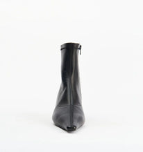 Load image into Gallery viewer, Alias Mae Gemma Boot - Black Stretch Leather Hyde Boutique
