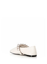 Load image into Gallery viewer, Alias Mae Pietra - Bone Leather Hyde Boutique
