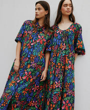 Load image into Gallery viewer, Juliette Hogan Isle Shirtdress - Black Bouquet Cotton  Hyde Boutique   
