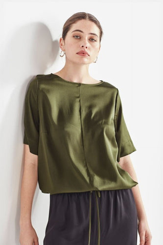 Sills + Co Amelia Silk Tee - Olive  Hyde Boutique   