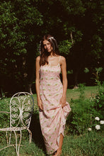 Load image into Gallery viewer, Palm Noosa Ely Dress - Diamond Hydrangea  Hyde Boutique   
