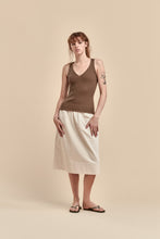 Load image into Gallery viewer, Standard Issue Merino Rib V Neck Tank - Truffle
