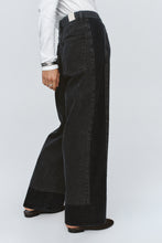 Load image into Gallery viewer, Marle Border Jean - Black Wash Hyde Boutique

