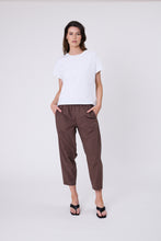 Load image into Gallery viewer, Marlow Barrel Tee - White
