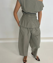 Load image into Gallery viewer, Marle Ellidy Pant - Eucalyptus Hyde Boutique
