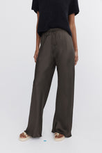 Load image into Gallery viewer, Marle Coco Pant - Clover  Hyde Boutique   
