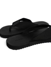 Load image into Gallery viewer, La Tribe Canvas Thong - Black
