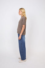 Load image into Gallery viewer, Marlow Luxe Cashmere Tee - Hazelnut Hyde Boutique
