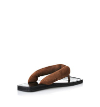 Load image into Gallery viewer, Alias Mae Chase Sandal - Mocha Suede
