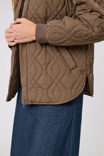 Load image into Gallery viewer, Marlow Colorado Quilted Jacket - Mocha Hyde Boutique
