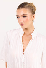 Load image into Gallery viewer, Ivy + Jack Continuance Mid Sleeve Top - Ivory Stripe
