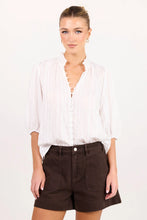 Load image into Gallery viewer, Ivy + Jack Continuance Mid Sleeve Top - Ivory Stripe
