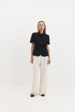Load image into Gallery viewer, Harris Tapper Short Sleeve Bardot Blazer - Black
