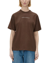 Load image into Gallery viewer, Camilla and Marc Suvero Logo Tee - Chocolate
