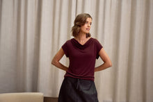 Load image into Gallery viewer, Marlow Roam Short Sleeve - Oxblood Hyde Boutique
