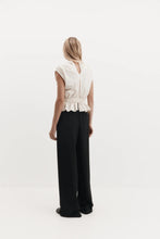 Load image into Gallery viewer, Harris Tapper Irving Trouser - Black
