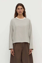 Load image into Gallery viewer, Assembly Label Malone Stripe Wide Sleeve - Cream/Black
