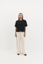 Load image into Gallery viewer, Harris Tapper Tilmens Short Sleeve Blazer - Black Apparel > Women > Clothing > Outerwear > Coats &amp; Jackets > Blazers > Harris Tapper Hyde Boutique
