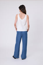 Load image into Gallery viewer, Marlow Fresco Pant - Mid Wash
