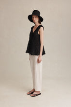 Load image into Gallery viewer, Marle Nonna Hat - Black Hyde Boutique
