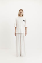 Load image into Gallery viewer, Harris Tapper Beaded Orchid T- Shirt - White Hyde Boutique
