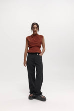 Load image into Gallery viewer, Harris Tapper Chaimberlain Top - Heirloom Hyde Boutique
