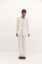 Load image into Gallery viewer, Harris Tapper Lydia Blazer - Ivory  Hyde Boutique   
