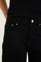 Load image into Gallery viewer, Among The Brave Graduate Stretch Barrel Jeans - Black Arriving Soon
