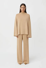 Load image into Gallery viewer, Camilla and Marc Elanora Long Sleeve Lounge Top - Hazel  Hyde Boutique   
