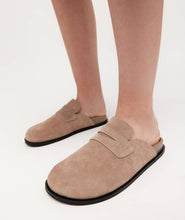 Load image into Gallery viewer, Deadly Ponies Apollo Slide - Shiitake Suede  Hyde Boutique   
