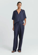 Load image into Gallery viewer, Jac + Jack Napa Pant - Darkest Navy
