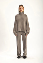 Load image into Gallery viewer, Jac + Jack Tairn Sweater - Flannel Marle Hyde Boutique
