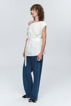 Load image into Gallery viewer, Marle Jude Top - Ivory Hyde Boutique
