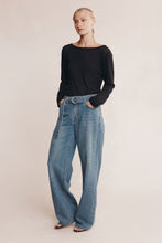 Load image into Gallery viewer, Marle Belted Wide Leg Jean - Light Wash 01 Hyde Boutique
