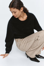 Load image into Gallery viewer, Marle Madga Jumper - Black Hyde Boutique
