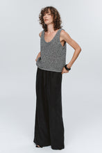Load image into Gallery viewer, Marle Nova Top - Black/Ivory Hyde Boutique
