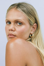 Load image into Gallery viewer, Porter Petite Thick Huggies 25mm - Gold Hyde Boutique
