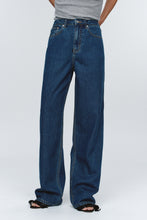 Load image into Gallery viewer, Marle Relaxed Curve Jean - Washed Indigo Hyde Boutique
