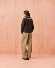 Load image into Gallery viewer, Ruby Swann Sweater - Java Cream Stripe

