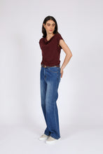 Load image into Gallery viewer, Marlow Roam Short Sleeve - Oxblood Hyde Boutique
